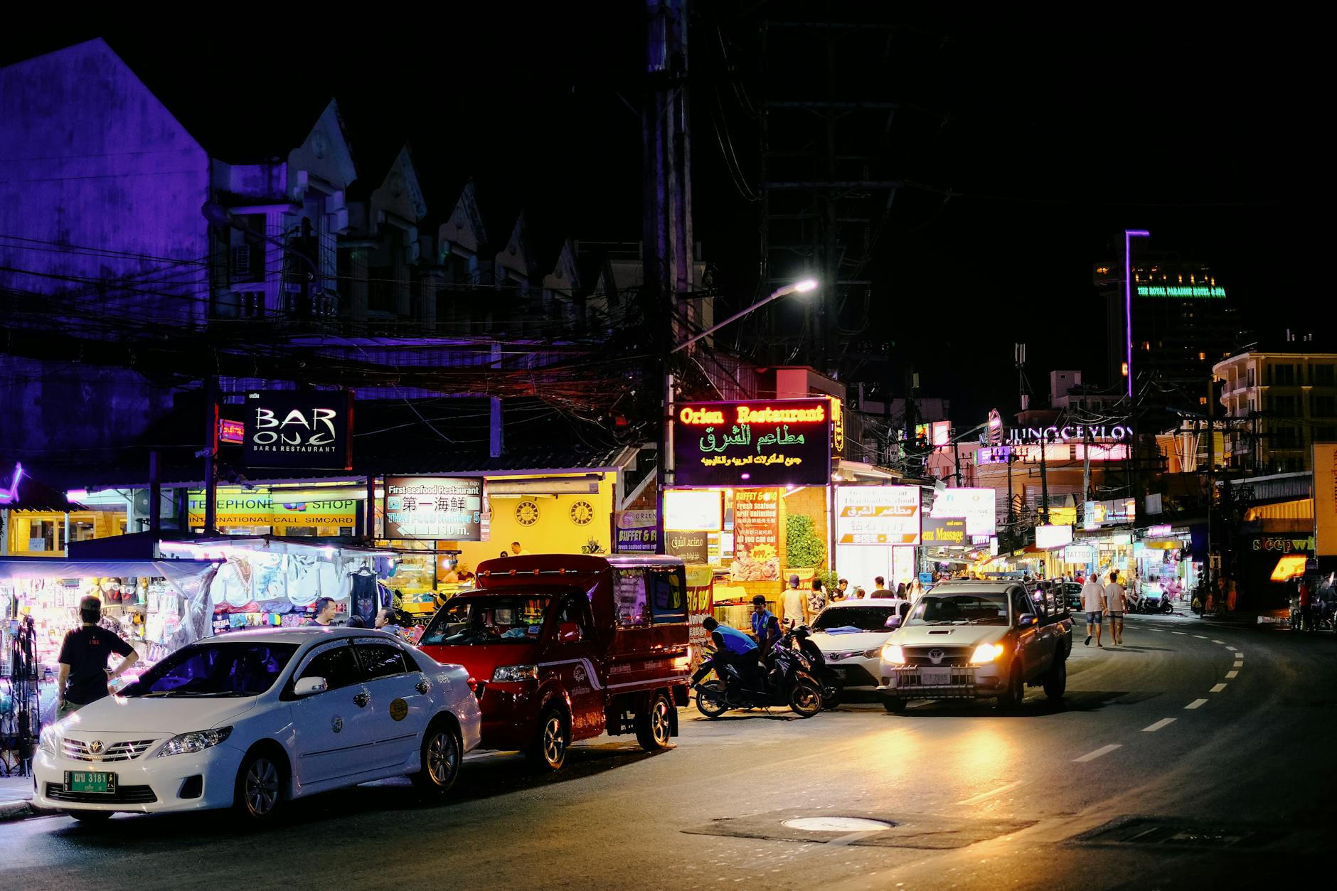 Market atmosphere with Thai goods and local vendors