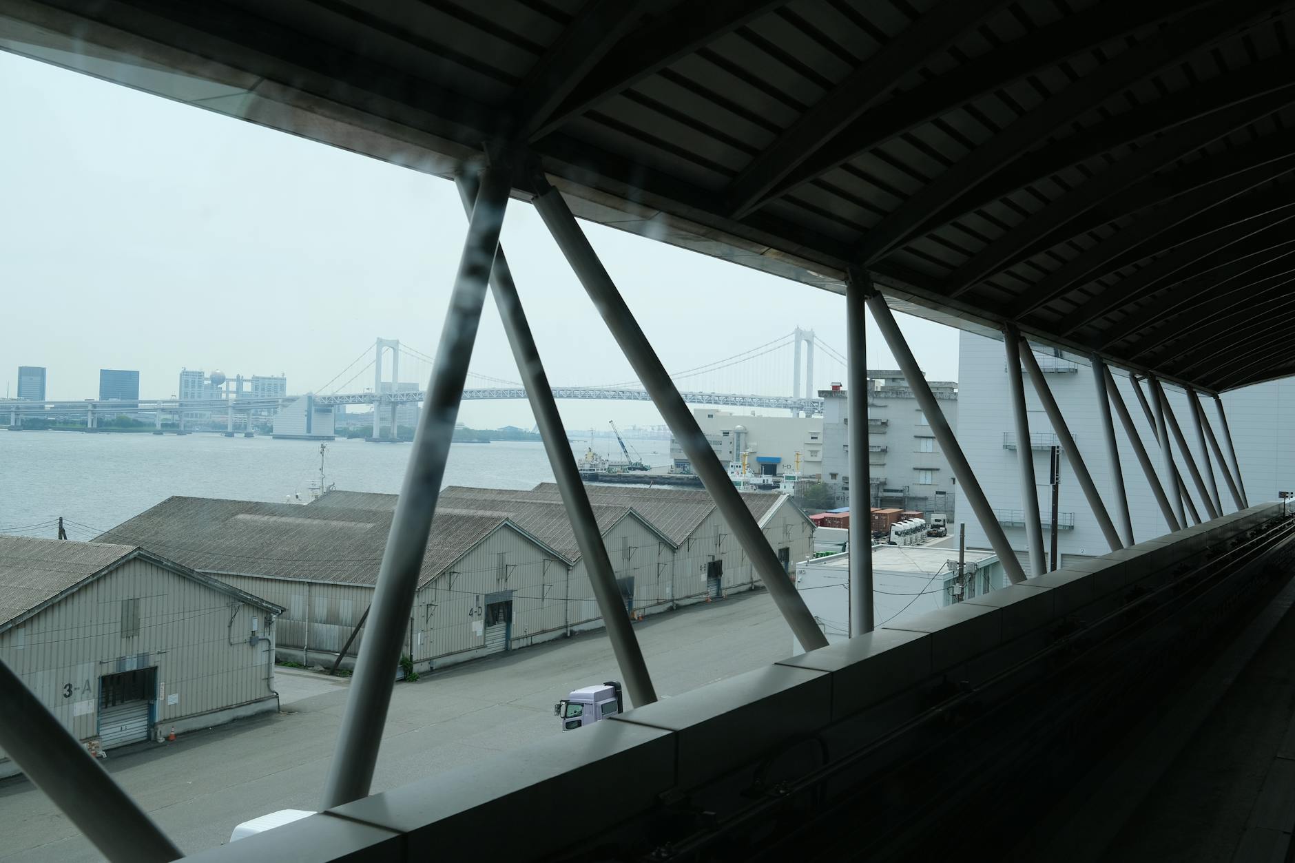Japan customs airport - Photo by Huu Huynh on Pexels